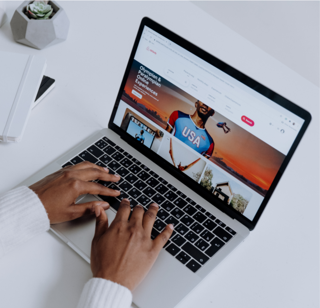 Intégrations PMS (Smoobu, Beds24, Lodgify, Hostaway, Guesty, BookingSync) et boîte de réception unifiée.